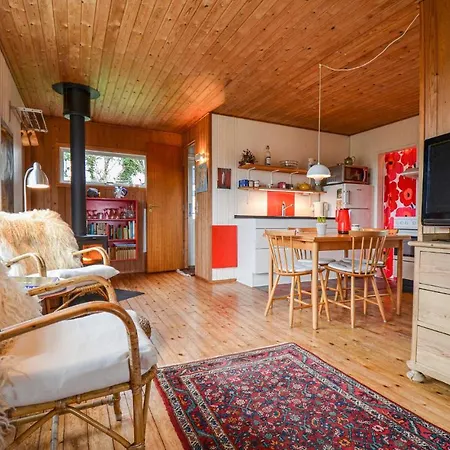 Nice In W/ Wifi And 1 Bedrooms بيت للعطل *